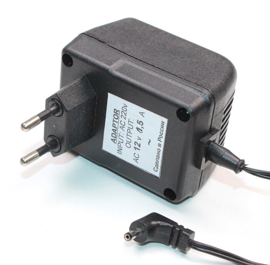 Блок питания 12V 0.5A (AC220 --> AC12V 0.5A 3.5*1.35mm для уличной подсветки)
