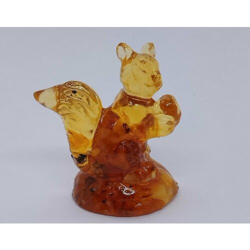 Янтарная фигурка Белочка 20 грамм 600₽