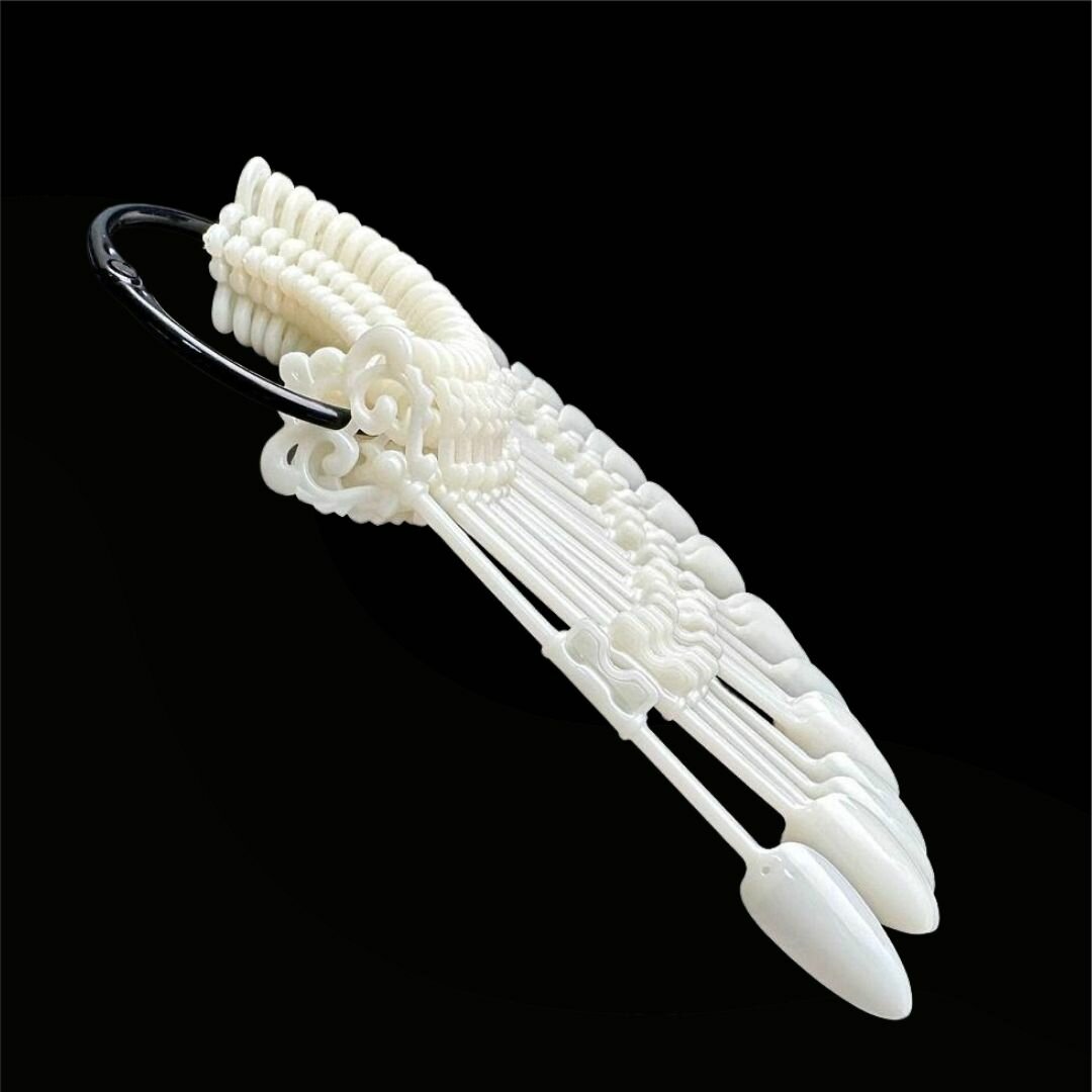 Палитра для гель лаков, типсы на кольце молочные миндаль, 24 шт — фото 1