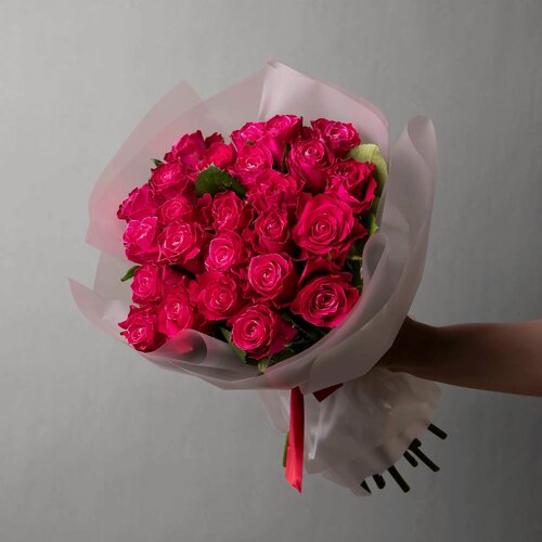Изображение товара Букет из малиновых роз 15 шт Высота 60 см в коробке и аквабоксе от "Простоцветы"