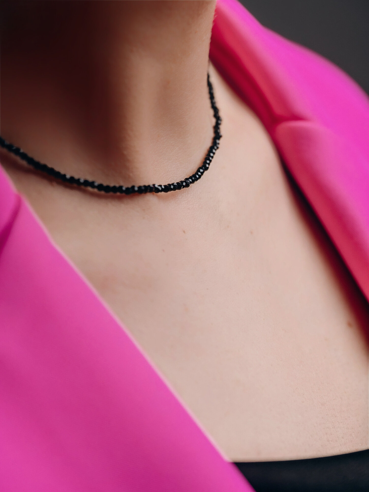 Чокер Цветные решения, длина 36 см, черный.. — фото 1