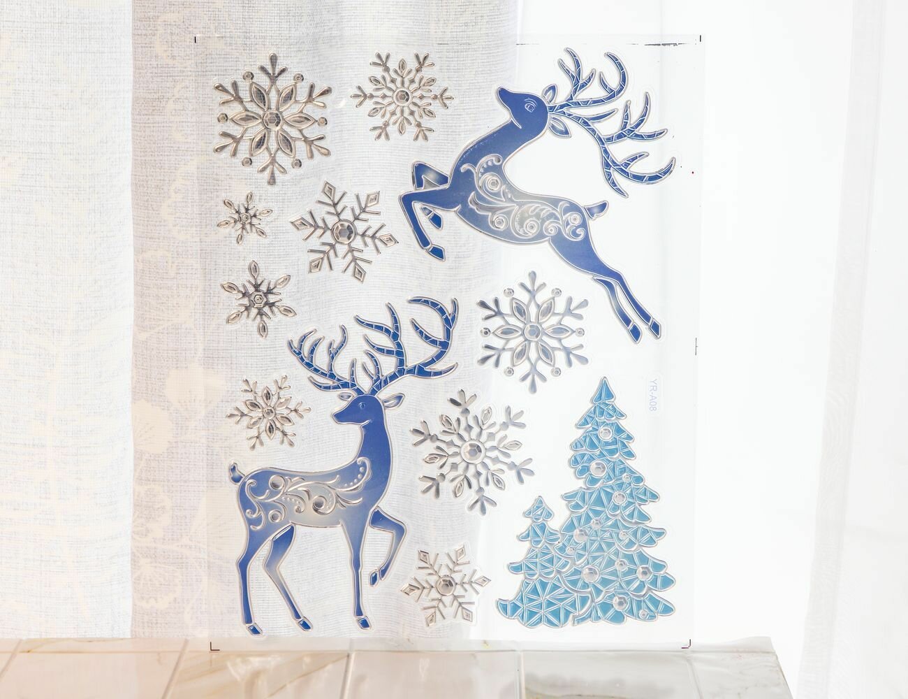 Новогодние наклейки для окна олени В зимнем лесу ПВХ 43х28 см Winter Deco 1000366