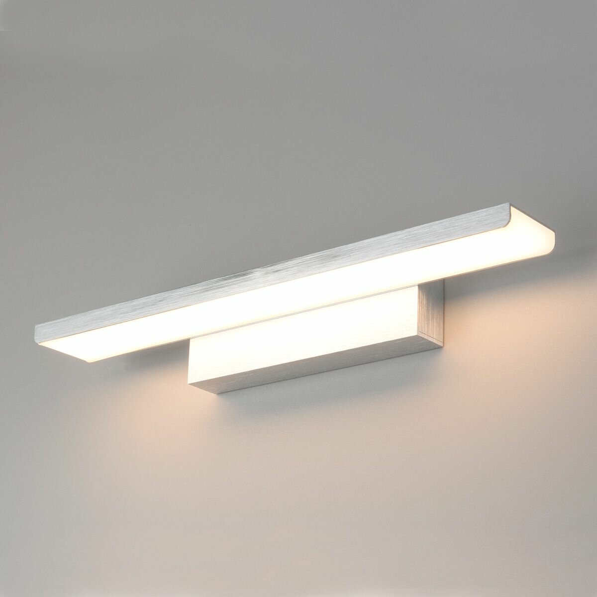 Sankara LED серебристая Настенный светодиодный светильник Elektrostandard MRL LED 16W 1009