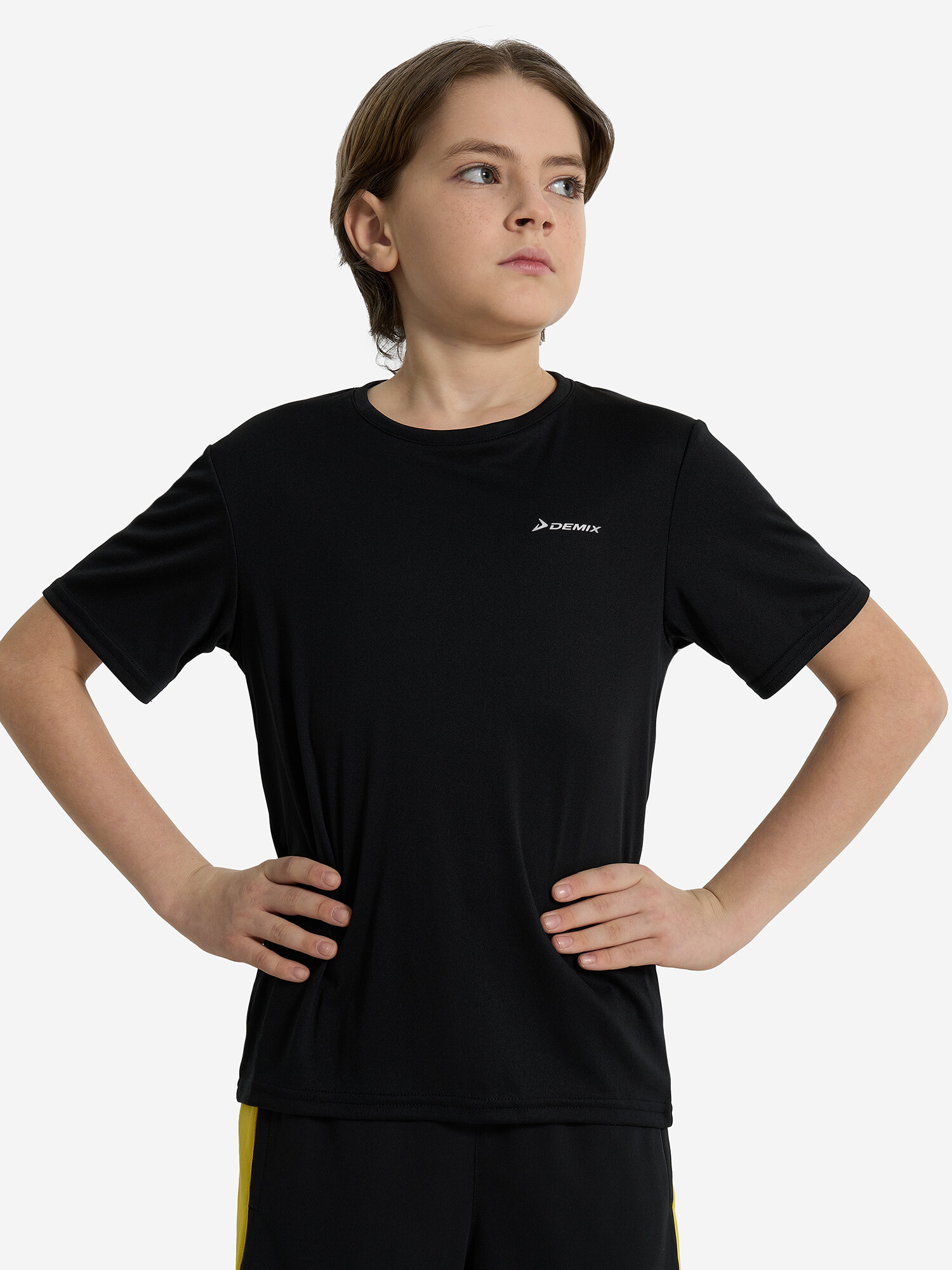 Футболка Demix, размер 134-140, черный — фото 1