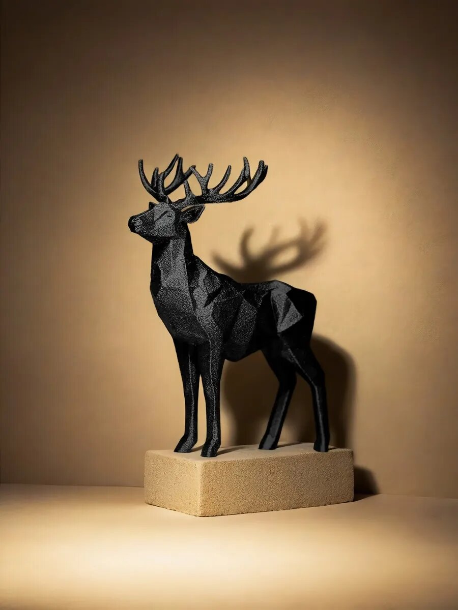 Статуэтка Оленя