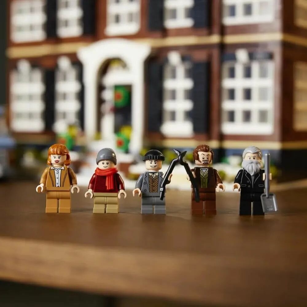LEGO 21330 3955