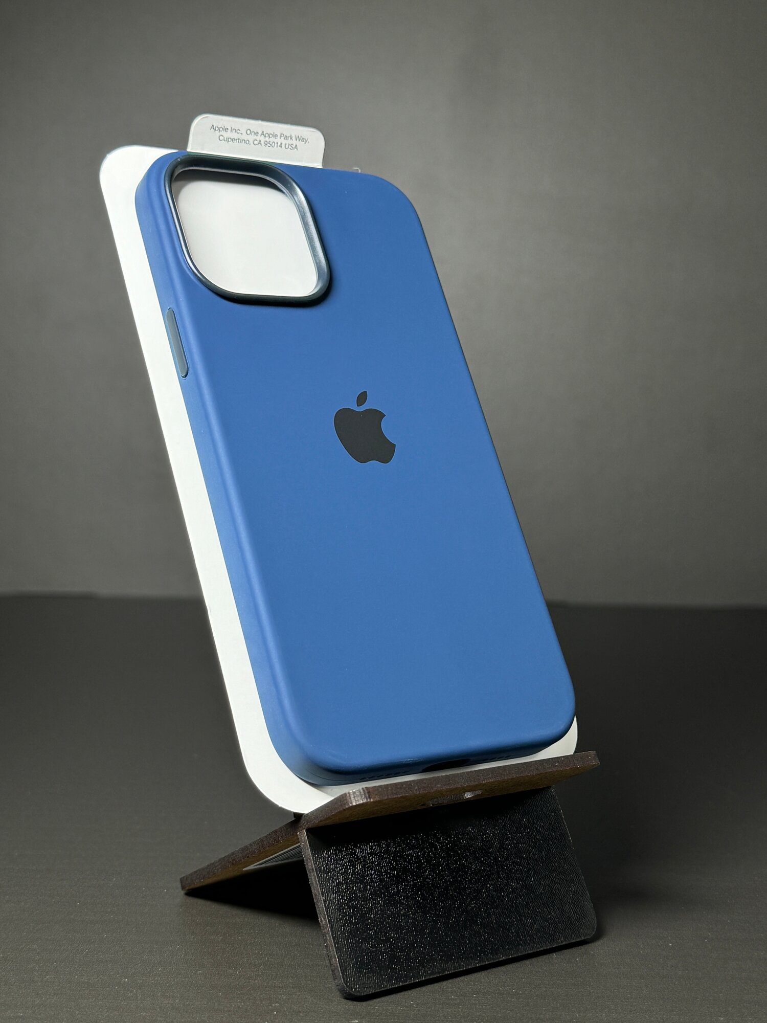 Чехол Silicone Case Abyss Blue для iPhone 13 Pro Max Magsafe, Силикон, Противоударный — фото 1