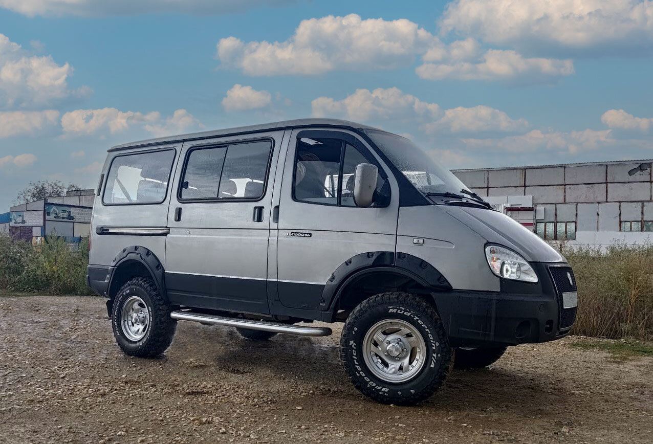 Расширители колёсных арок Fenders SBL для ГАЗ Соболь, Баргузин