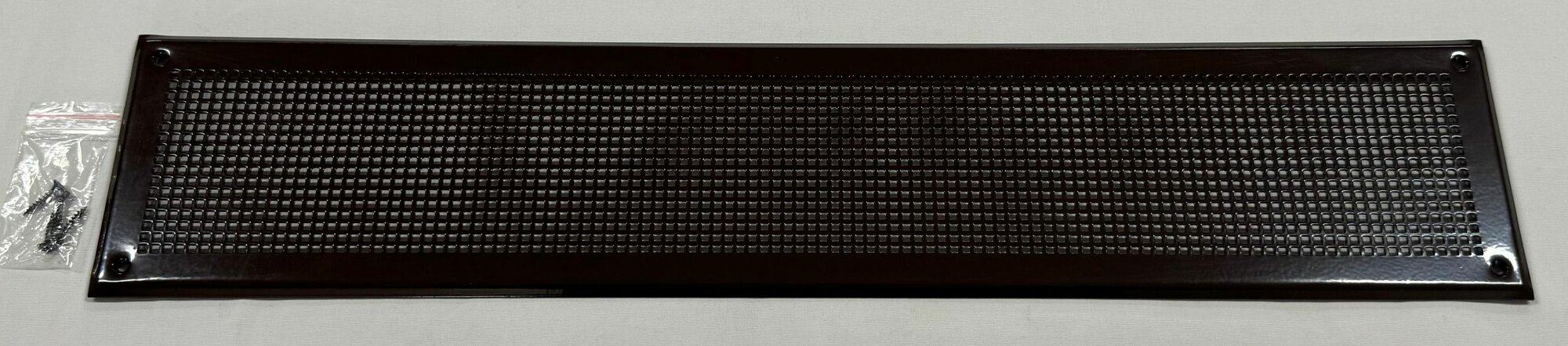 Решетка плоская с подгибом  без сварки  500х100мм  перфорация Квадрат 4х4мм  цвет Коричневый