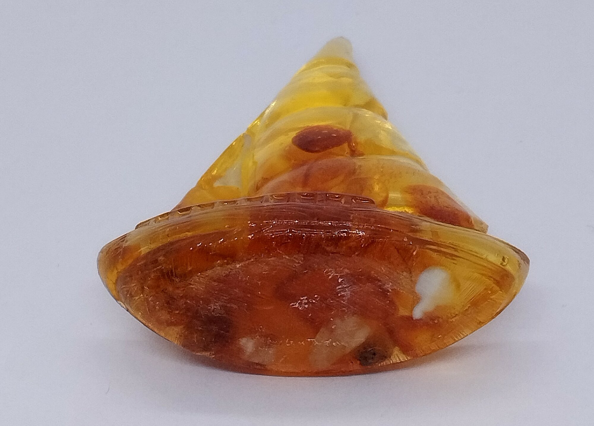 Янтарная фигурка Яхта, 10 г — фото 1