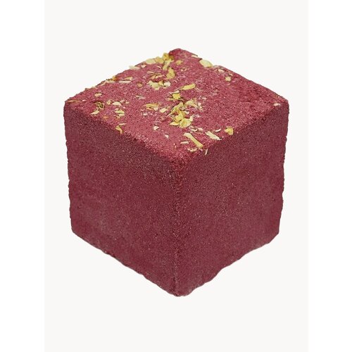 Бомбочка для ванны с шиммером морской солью и сухоцветами Аромат Вишня цвет Темно-розовый вишневый Бурлящий кубик гейзер Женский подарок на День рождения подруге девушке маме девочке коллеге 634₽