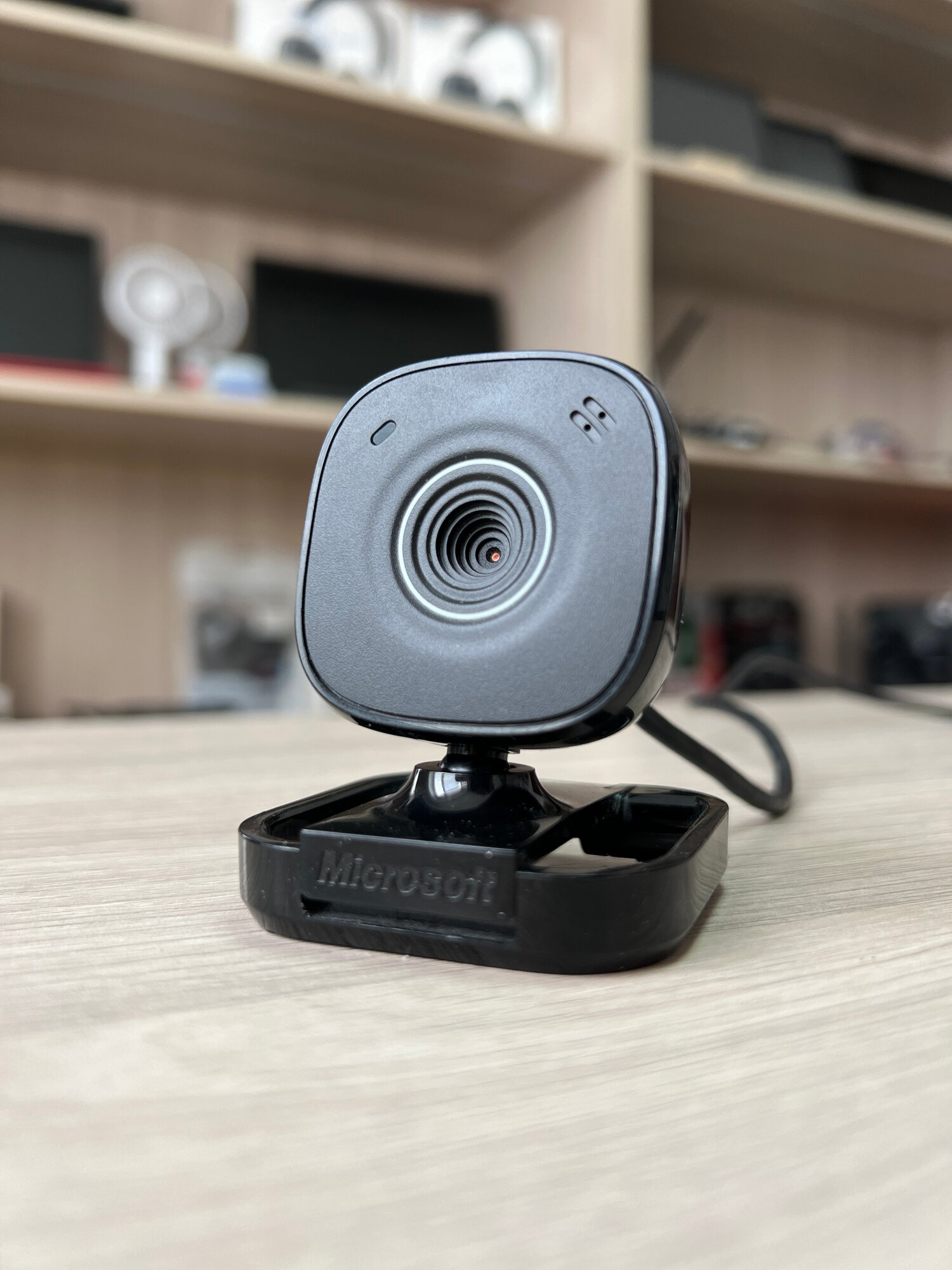 Веб-камера Microsoft LifeCam VX-800