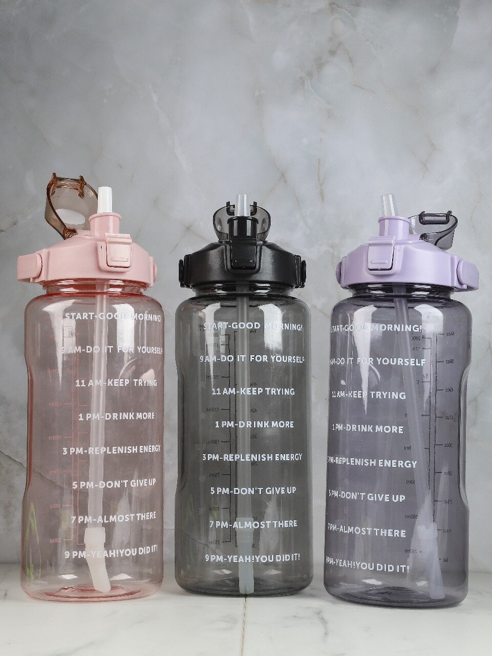 Спортивная пластиковая бутылка для воды розовая 2 л
