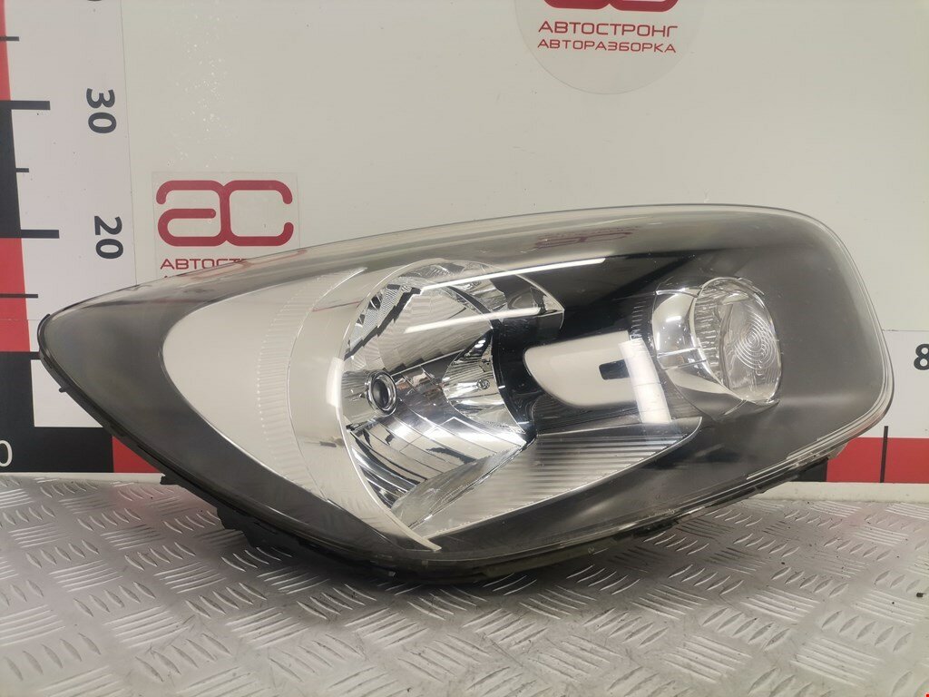 Фара правая Kia Picanto 2 921021Y040 арт. 1379514