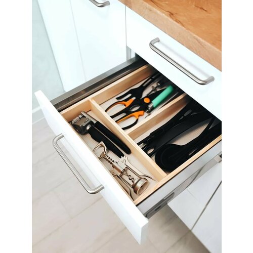 Лоток разделитель для кухонного ящика шириной 35см