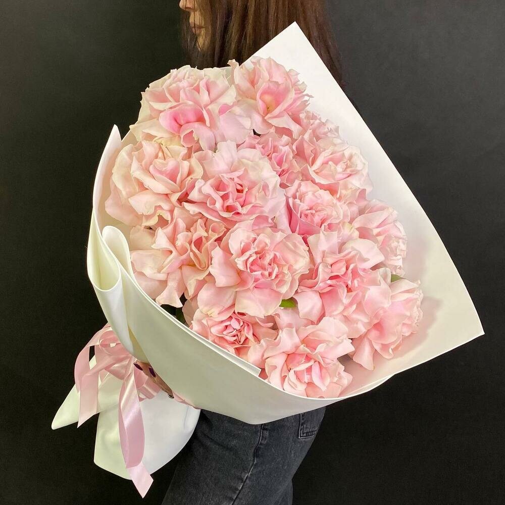 15 французских роз / Букет из 15 розовых французских роз / Вывернутые розы