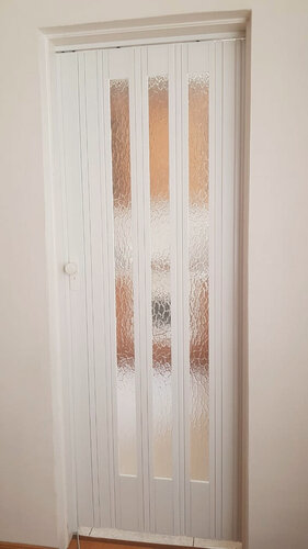 Изображение товара Дверь гармошка Star 2030х871мм белая полуматовая остекленная с замком и колесиками