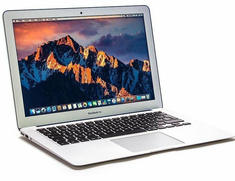 Ноутбук Apple MacBook Air (13 - inch, 2015) i5, RAM 8, SSD 128 Гб