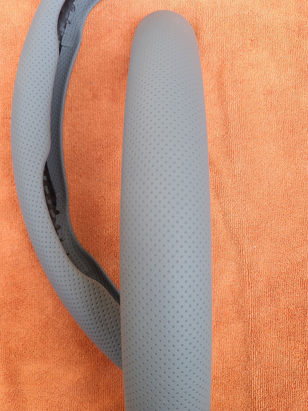 Чехол на руль автомобиля, материал алькантара, универсальный — фото 1