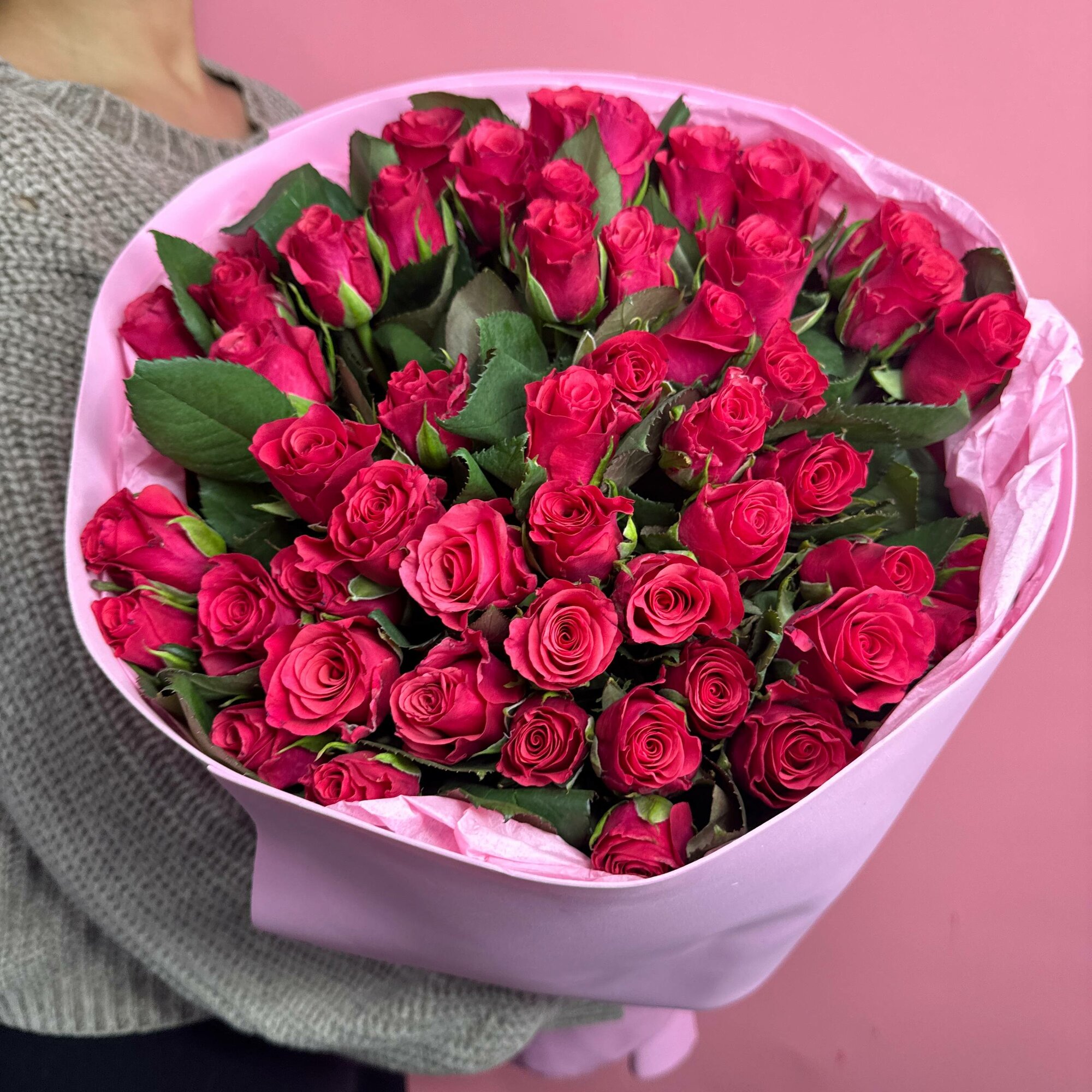 Букет из 51 голландской розы Такази