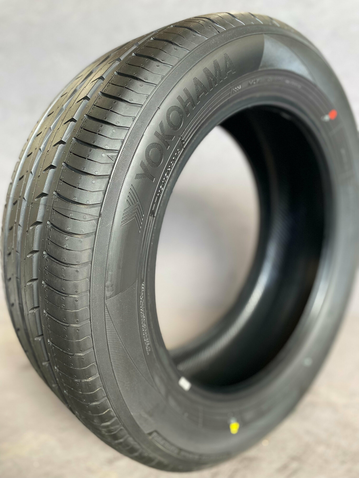 185/65 R14 86H YOKOHAMA BluEarth-ES32