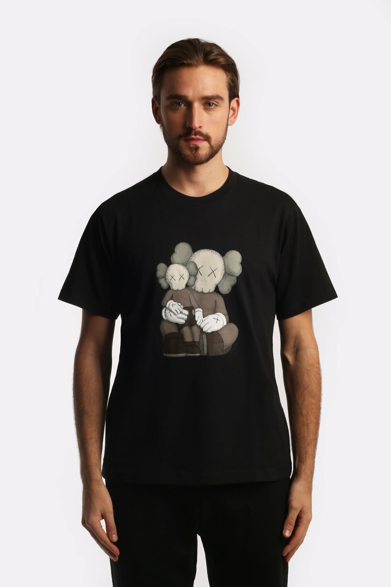 Футболка Uniqlo Uniqlo x KAWS