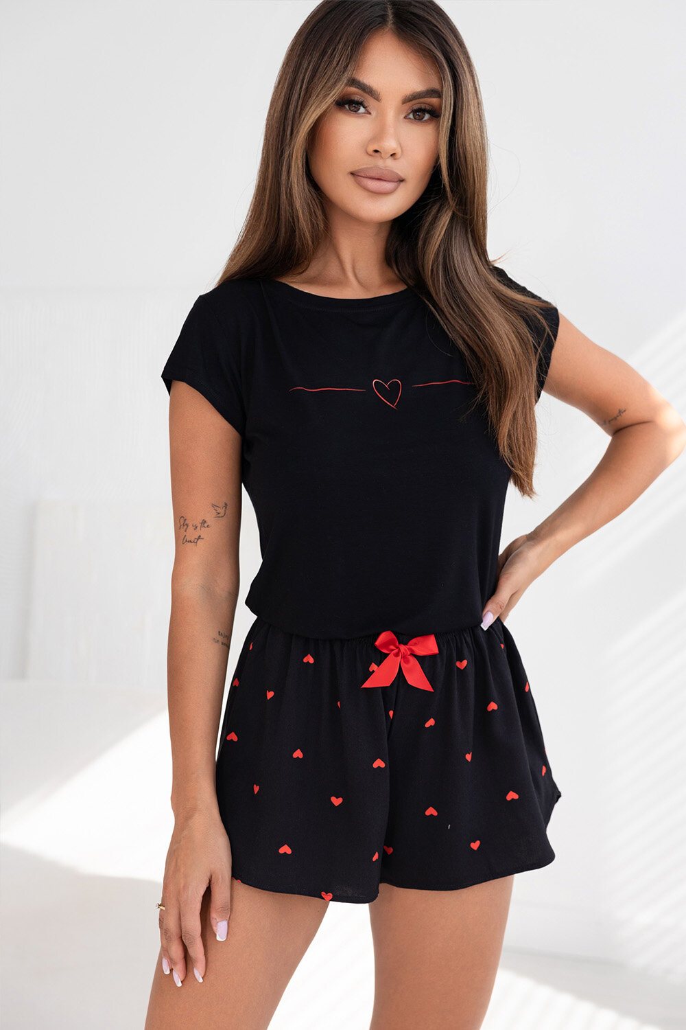 Пижама женская SENSIS Whipster, футболка и шорты, черный (Размер: M) - фотография № 7