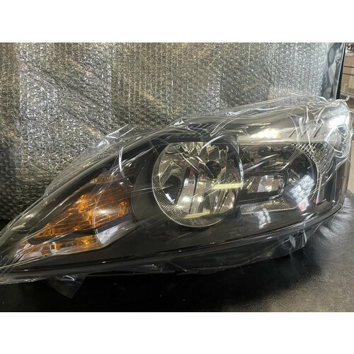 Фара Фокус 2 08-11, FORD FOCUS II 08-11 черная с электрокорректором левая сторона (водительская)