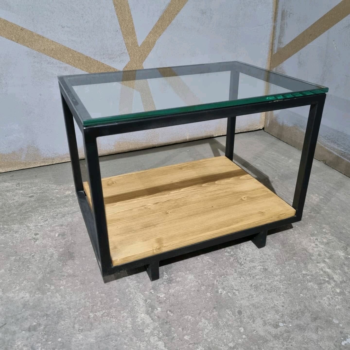 Журнальный столик, coffee table - 07, с размерами 40х40х60 см