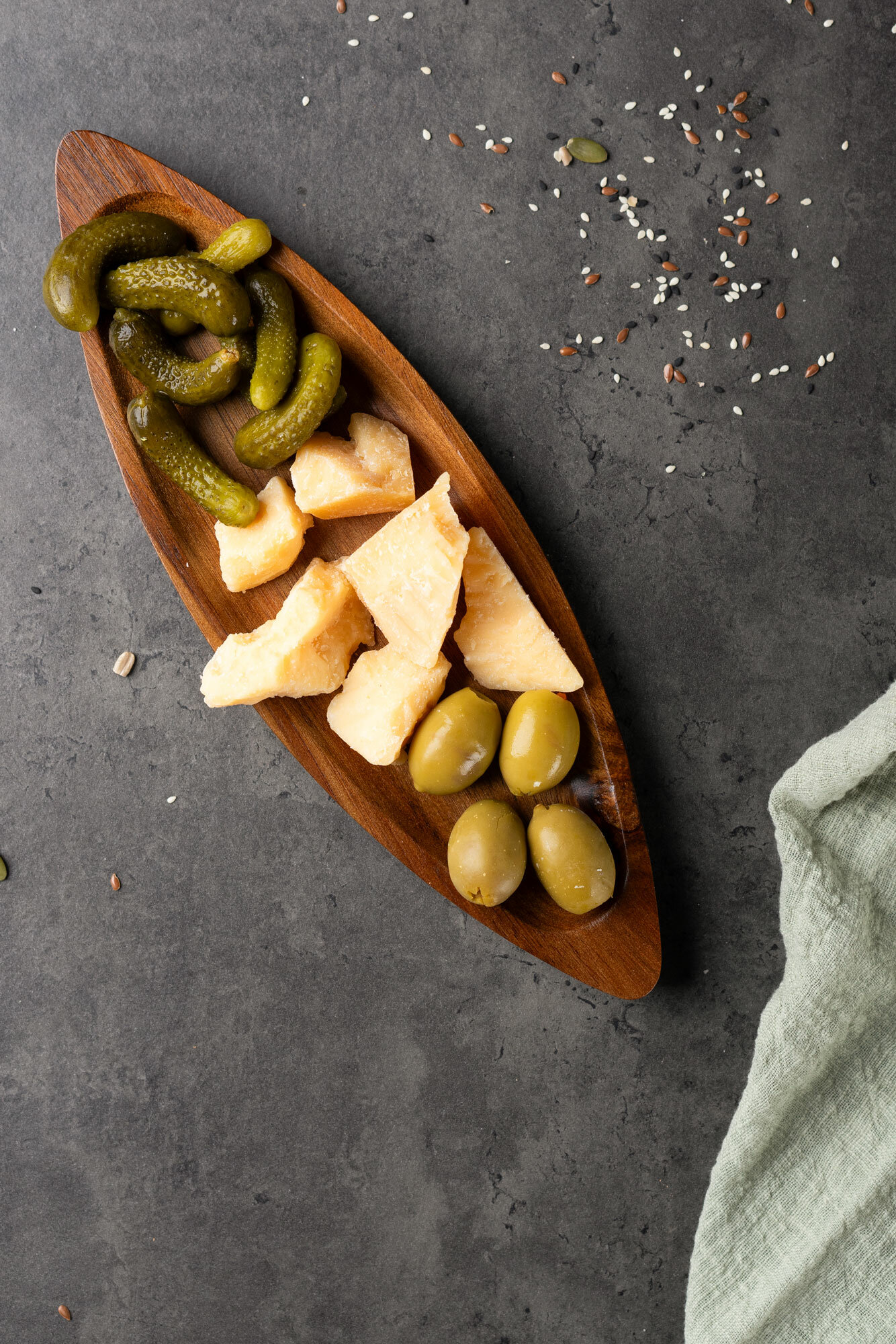 фото Блюдо сервировочное "Serpiano" акация, 29,5х9,6х2 см