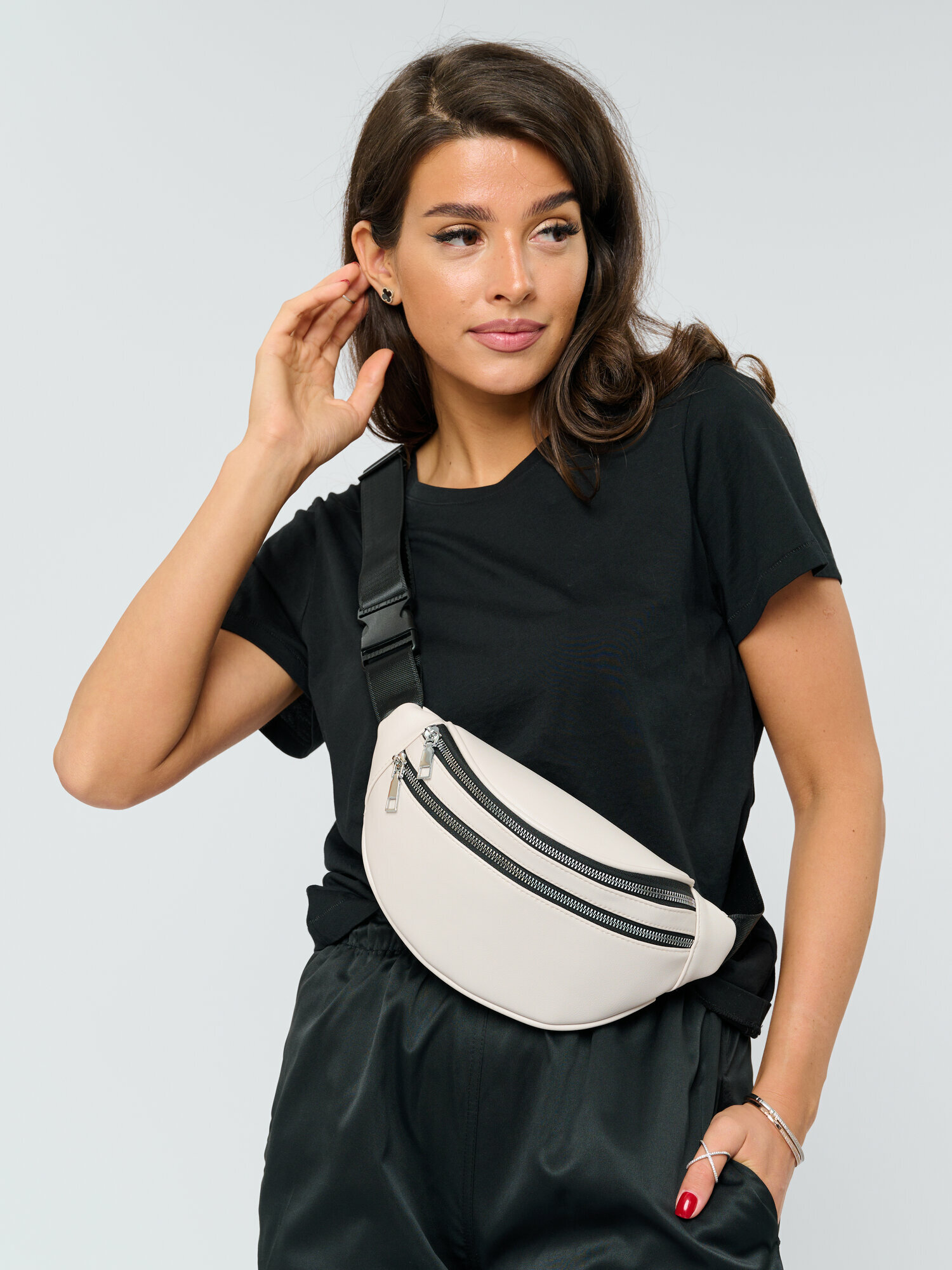 фото Сумка поясная бананка Daniele Riccardi кожаная через плечо поясная