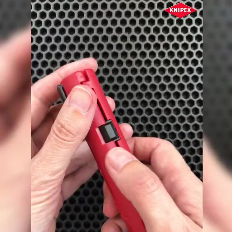 Стриппер KNIPEX для плоского, круглого и водостойкого монтажного кабелей, 0.8/1.5/2.5 кв. мм, длина 125 мм KN-1664125SB — фото 1