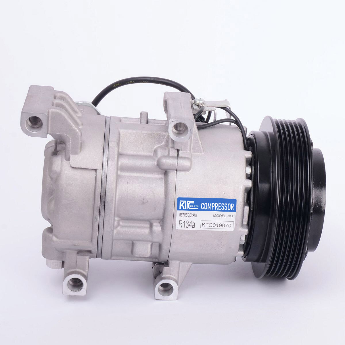 Компрессор Hyundai Elantra (11-) / Kia Ceed (12-) 977013X500 6PK (019070)