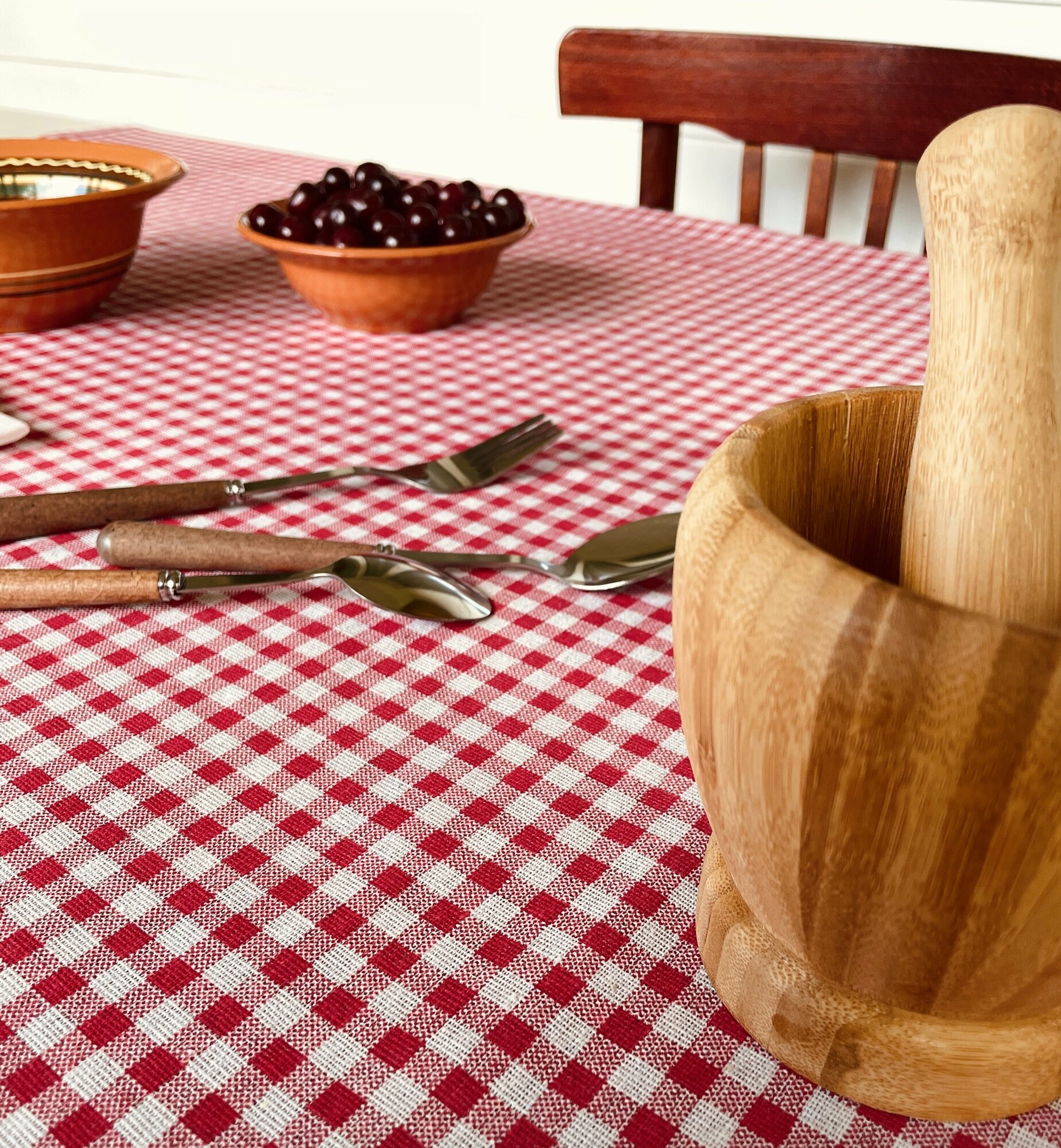 фото "Льняная скатерть, красная клетка" 120x150