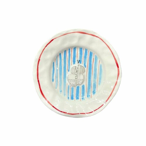 Тарелка ручной работы с бабочкой