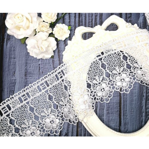 Кружево белое 7 см отрез 3 метра 500₽