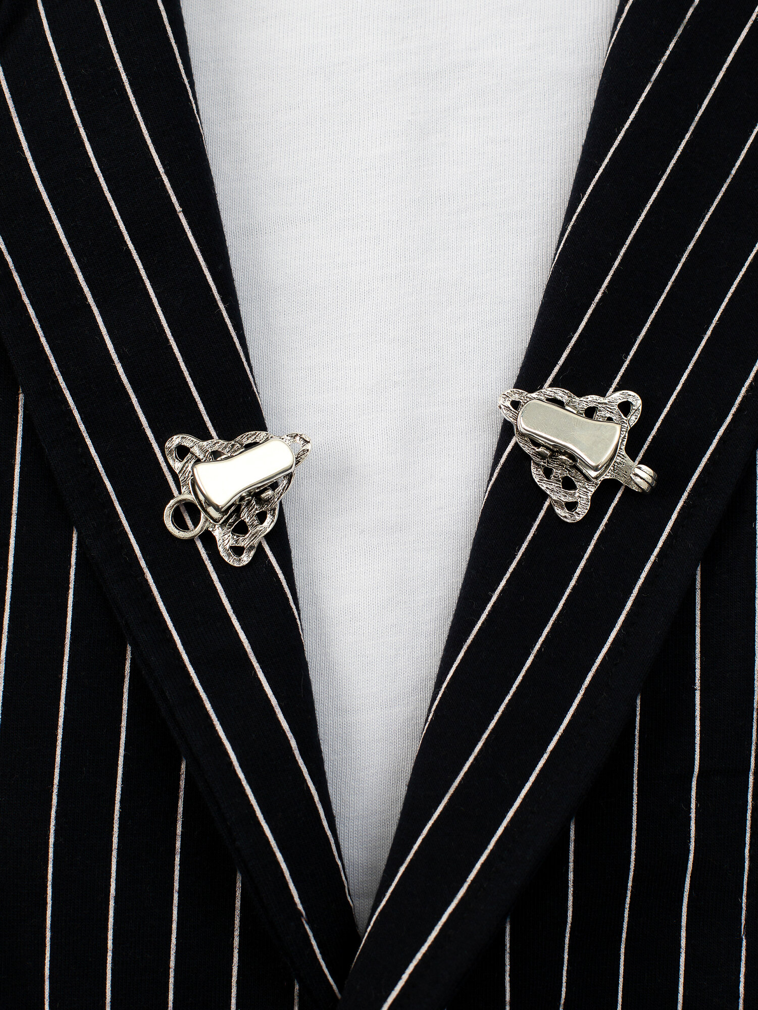 Зажим для кардигана JEXY, серебряный — фото 1