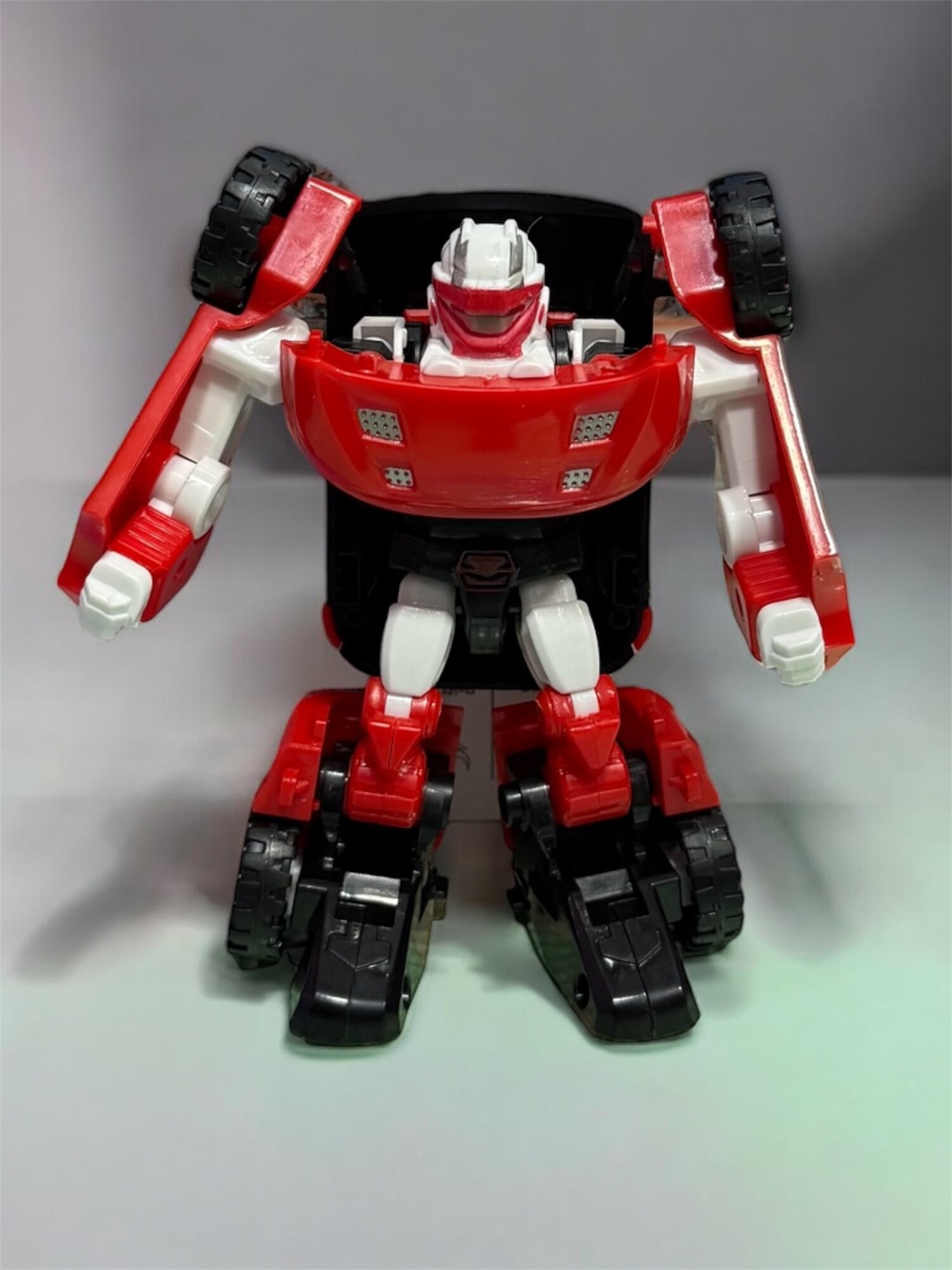 Робот трансформер, робот истребитель, фигурка машины (MINI TRANSFORMER) — фото 1