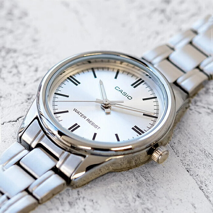 Наручные часы CASIO Collection, серебряный — фото 1