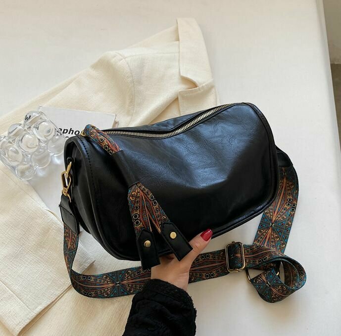 фото Сумка женская на плечо, маленькая, вместительная, на каждый день, повседневная, женская сумка, сумочка кросс боди, через плечо, для вещей