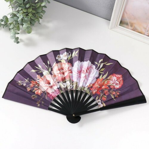 Веер пластик текстиль h265 см Цветы на темно-фиолетовом фоне 730₽