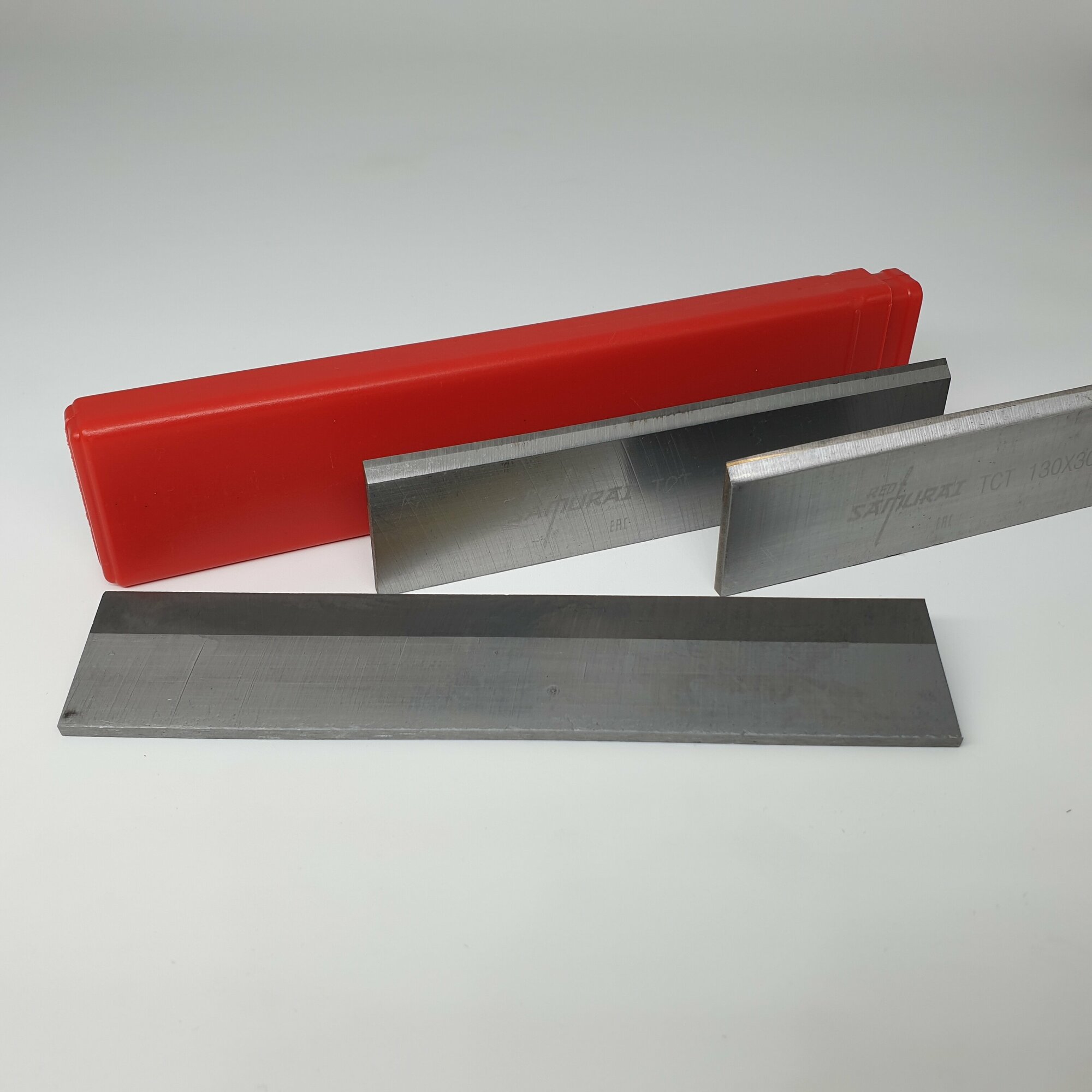 Строгальный нож с твердосплавной напайкой TCT 230x30x3 мм RED SAMURAI