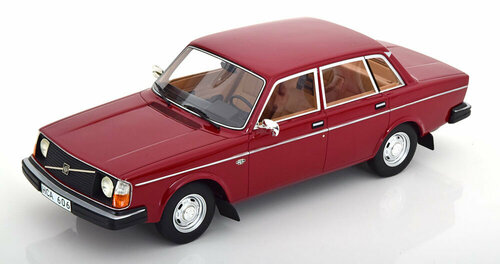 Volvo 244DL saloon 1975 dark red