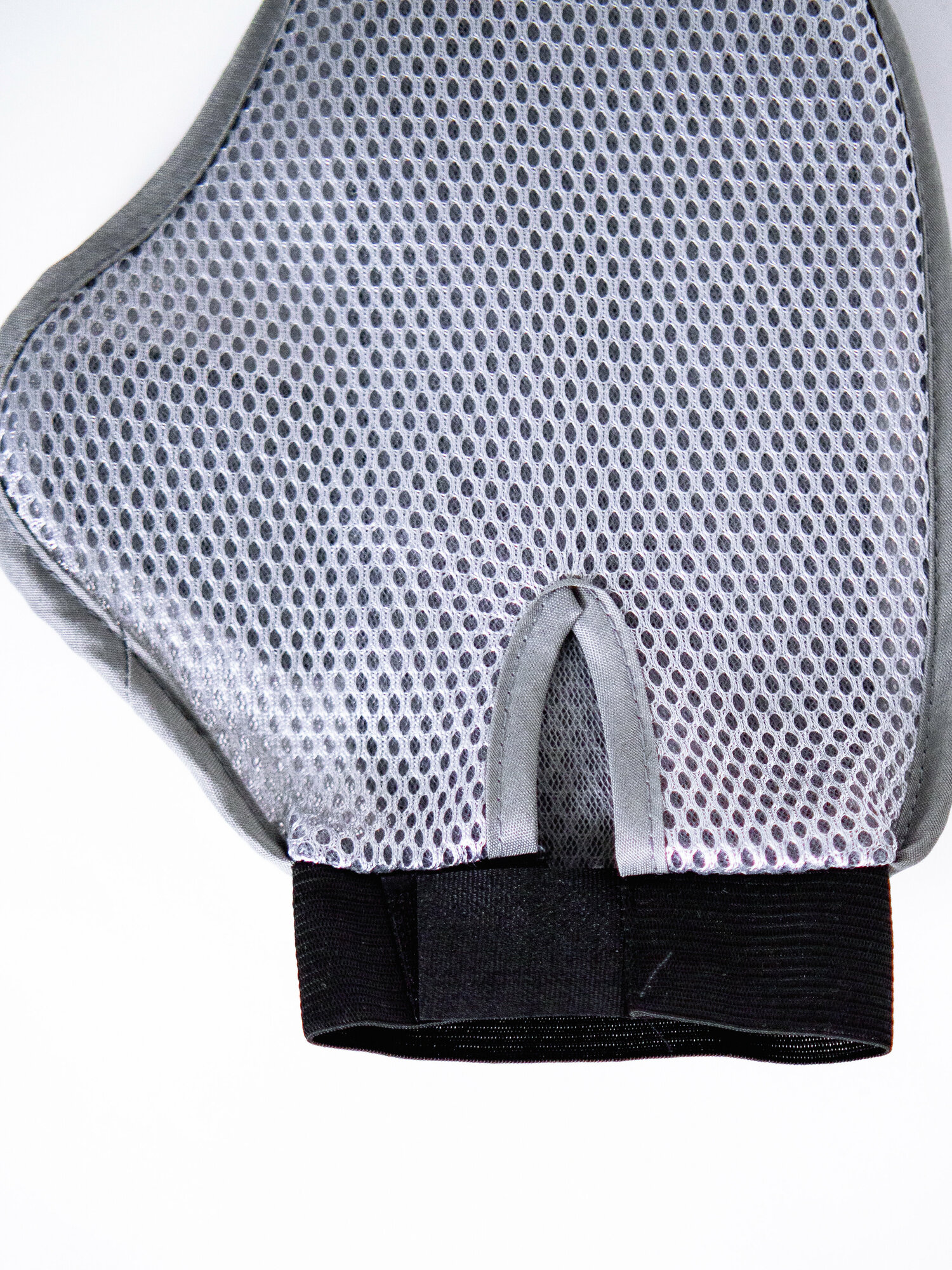 Перчатка-расческа для вычесывания шерсти, с металлическими зубьями - фотография № 7
