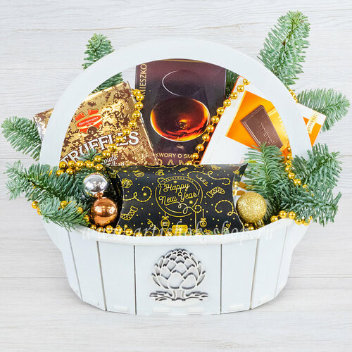 Новогодняя корзина артишок №855