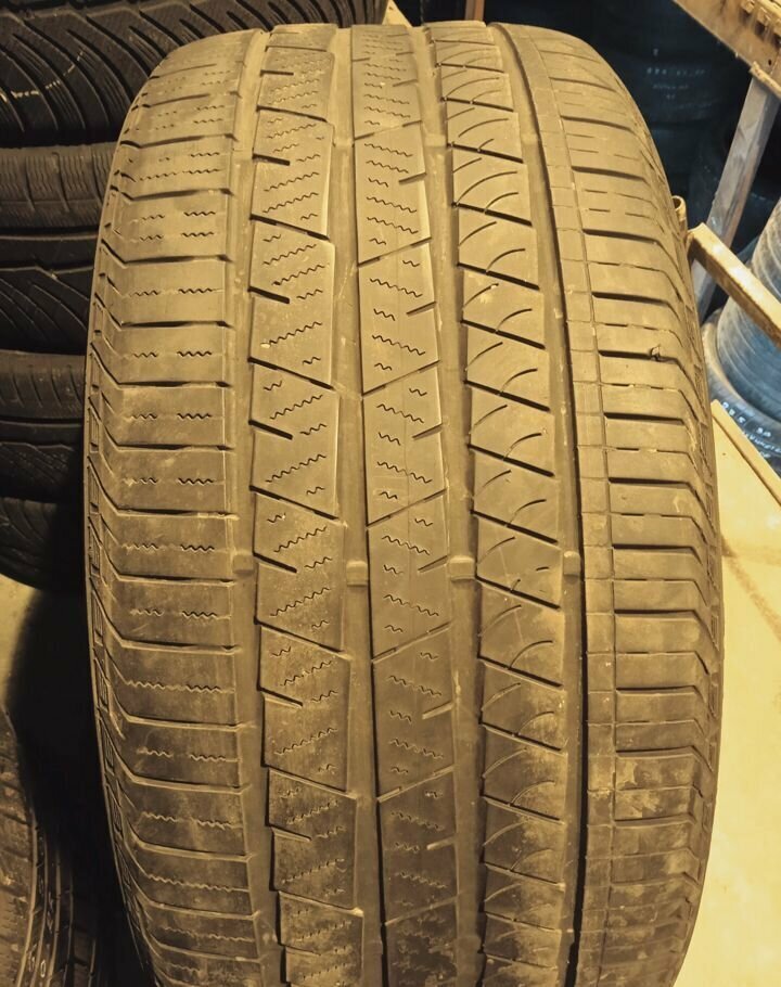 Continental ContiCrossContact LX Sport 275/40 R22