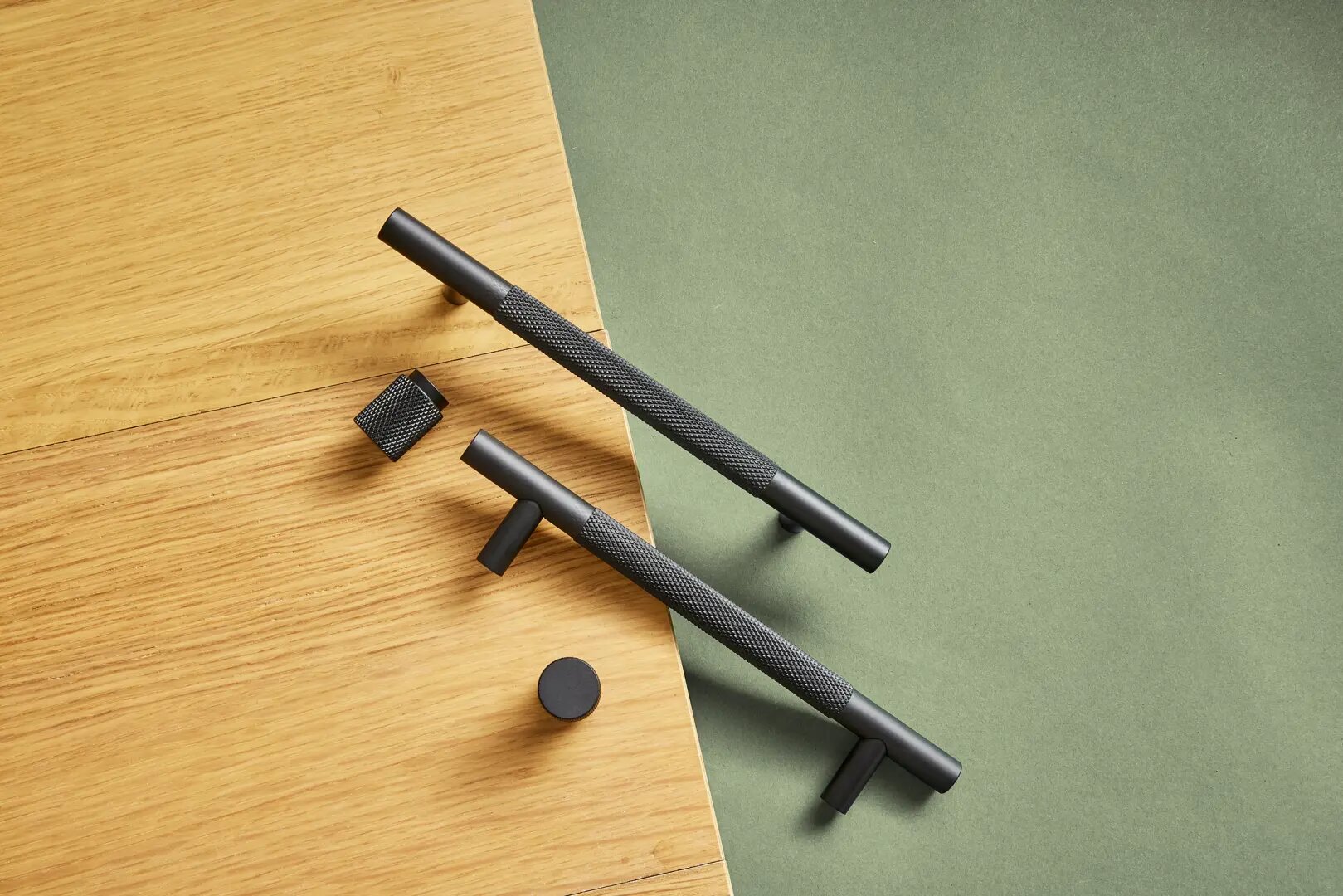 Ручка-рейлинг мебельная Axel 128 мм, цвет черный, 2 шт. - фотография № 10