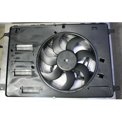 Вентилятор радиатора с блоком управления Volvo XC60 2008- / Volvo XC70 2007- / Volvo S80 2006-