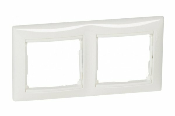Рамка 2-я белая LEGRAND VALENA — фото 1