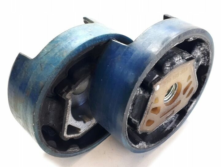 Сайлентблок передней балки к-т (2шт). VW Golf 7, Audi A3, Seat Leon, Skoda Octavia 13>. Borsehung B10033